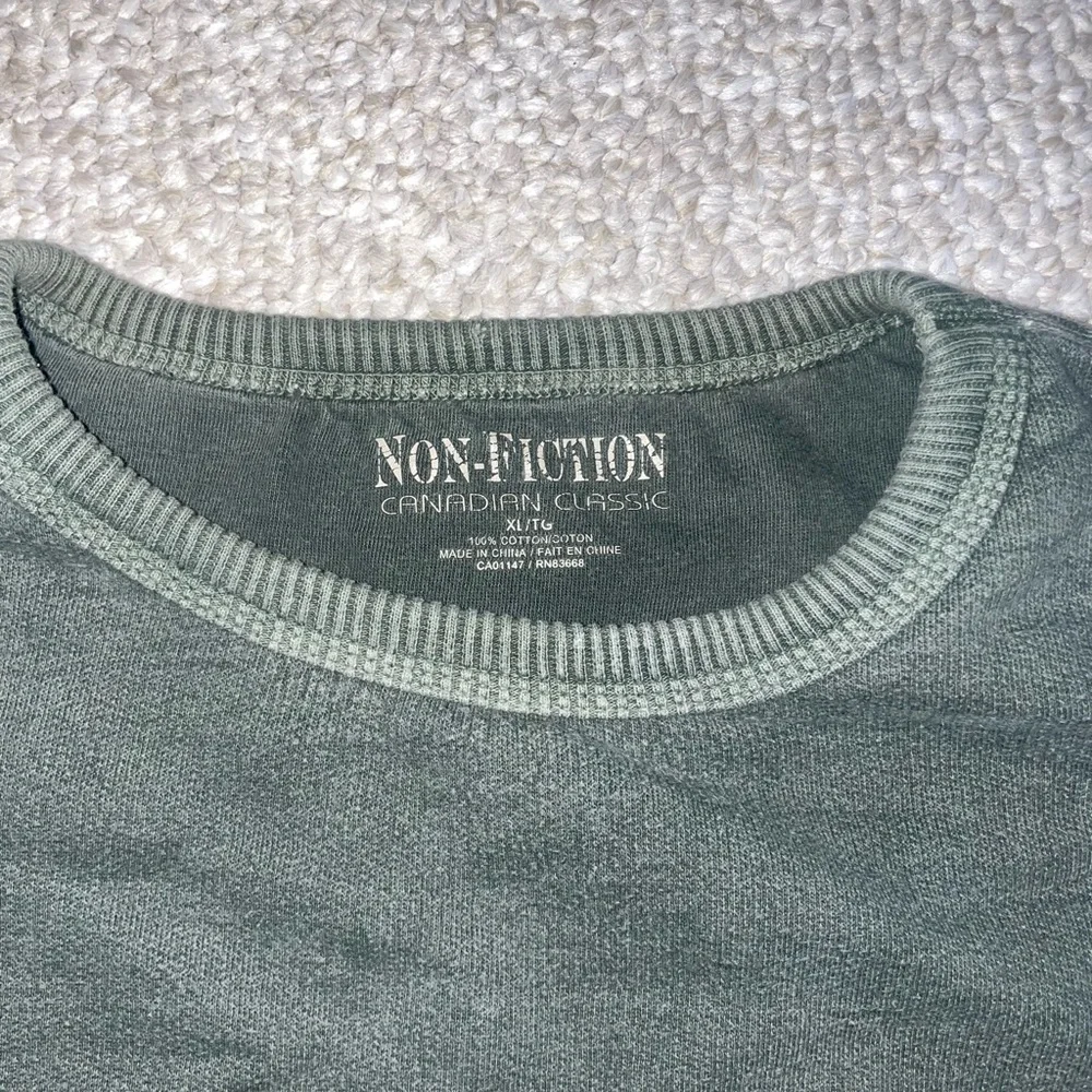 Men's Green Sweater - Picture 2 of 3